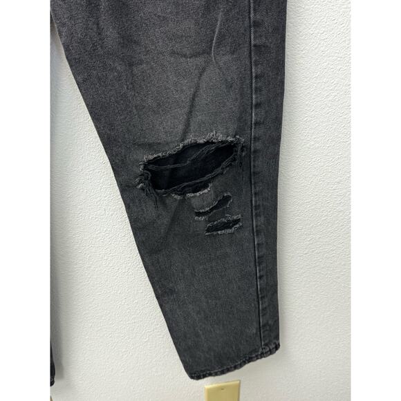 Forever 21 Women's Straight Leg Jeans Size 27 Black Distressed - Picture 6 of 8